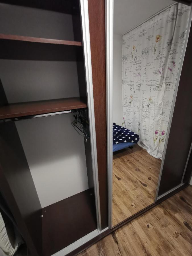 Confortable Cozy Apt Bukarest Eksteriør billede